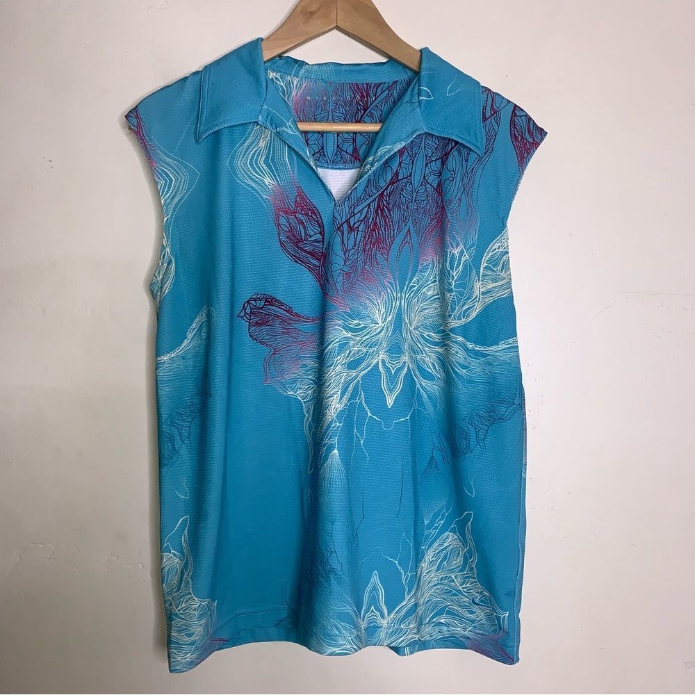 Woman's polo golf sleevless sports shirt